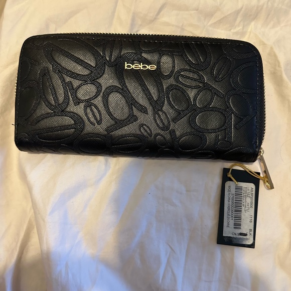 bebe Handbags - Bebe wallet